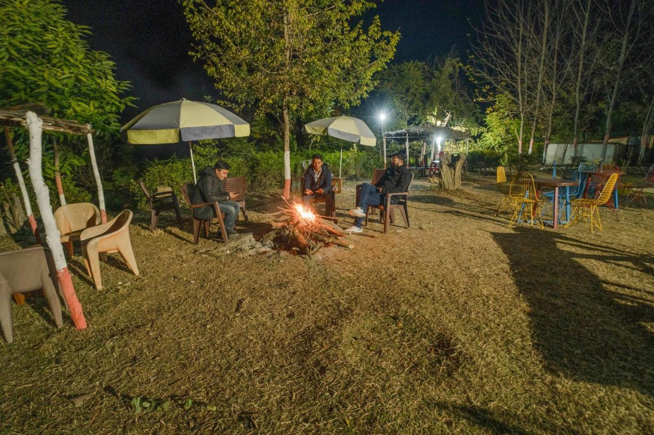Lahermitage Resort Лансдаун Экстерьер фото